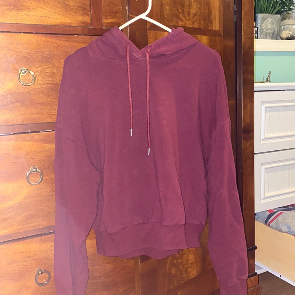 Garage crop hoodie